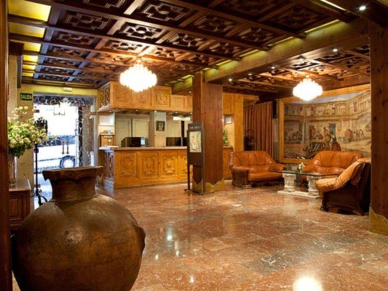 Hotel Carlos V Toledo Interieur foto